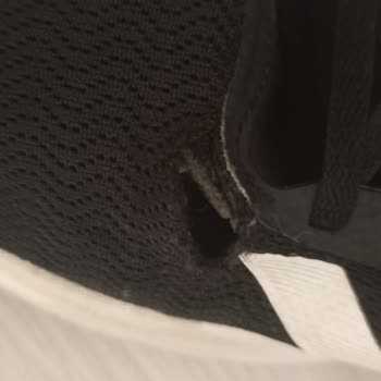 Adidas Ayakkabısında Kısa Sürede Deformasyon ve Garanti Reddi