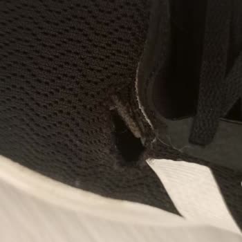 Adidas Ayakkabısında Kısa Sürede Deformasyon ve Garanti Reddi
