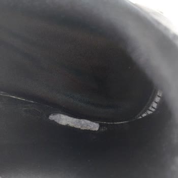 Skechers Ayakkabısının İç Astarı Hızla Yırtılıyor Ve Taban Kayıyor
