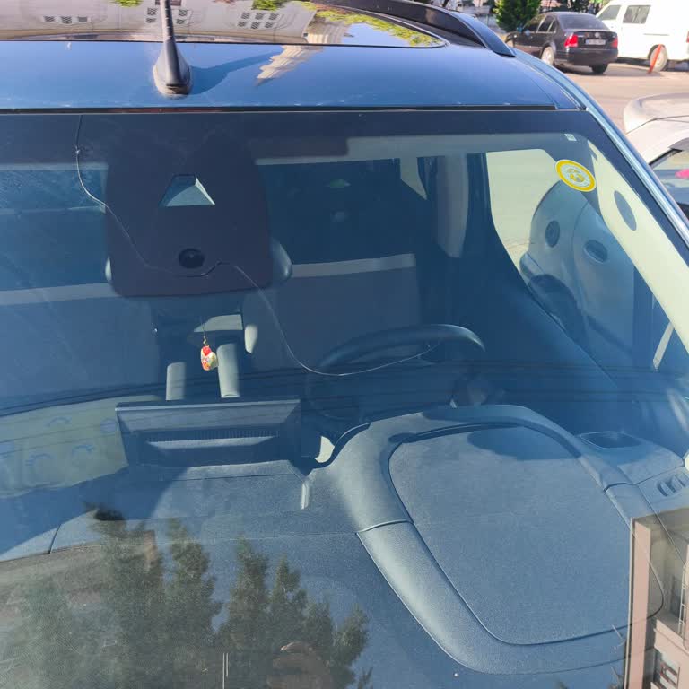 Citroen Berlingo Ön Cam Gecikmesi: Muayene Riski Ve Mağduriyet