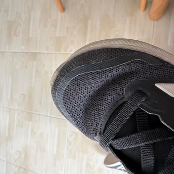 Adidas Ayakkabısının Kısa Sürede Bozulması Ve Mağazanın Çözüm Sunmaması