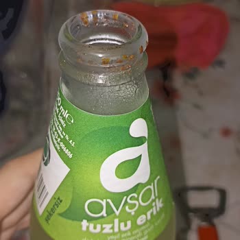 Essgross Markette Satılan Sodaların Şişe Ağızlarındaki Pas Ve Metalik Tat