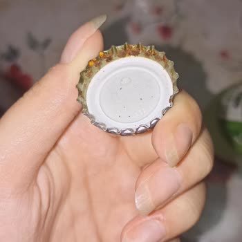 Essgross Markette Satılan Sodaların Şişe Ağızlarındaki Pas Ve Metalik Tat