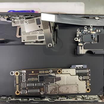 Satın Aldığım Sıfır İphone’da İkinci El Parça Şüphesi Ve Garanti Dışı 51.000 TL Onarım Talebi