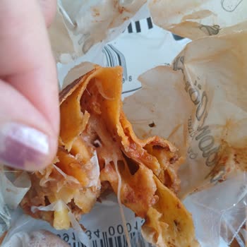 Hijyen Sorunu: Tavuk Döner Dürüme Kıl Düşmesi Ve Aşırı Peynir