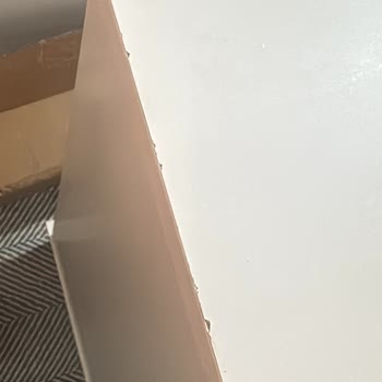 Doğum Öncesi Stresiyle Karşılaşılan Yanıltıcı MDF Bebek Odası Satışı