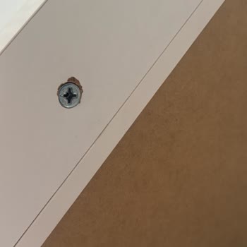 Doğum Öncesi Stresiyle Karşılaşılan Yanıltıcı MDF Bebek Odası Satışı