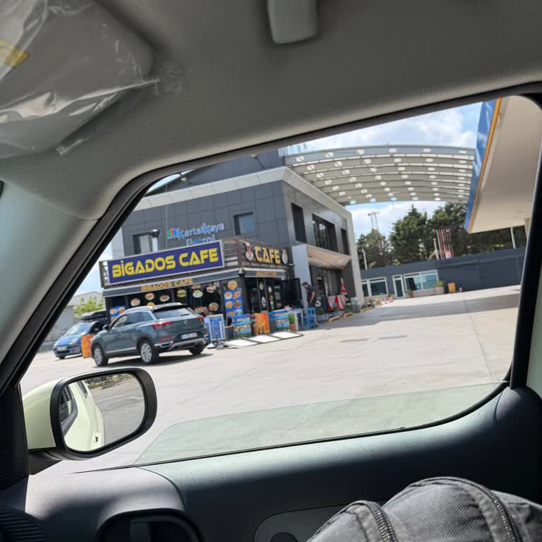 Opet Market Personelinin Çocuğa Bağırması Ve Saygısız Tutumu