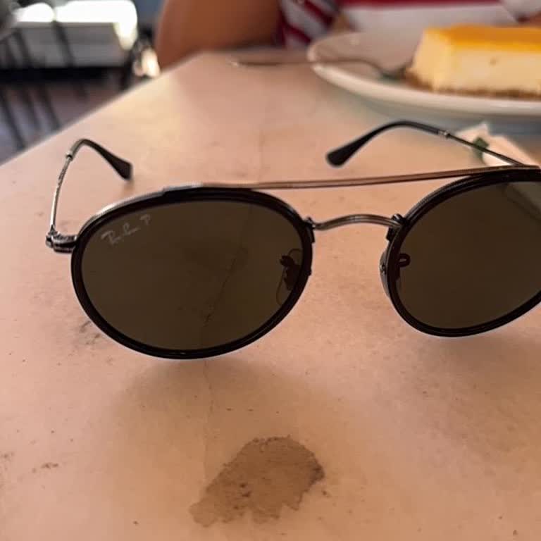 Rayban Gözlüğümün Vida Sıkma Talebine Mağaza Yardım Reddetti