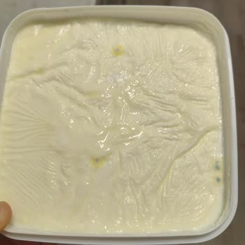 Migros’ta Mavi Küflü Tava Yoğurdu Satışı Ve Sağlık Endişesi