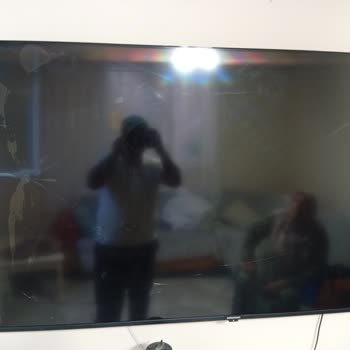 Garanti Süresi Devam Eden Televizyon Ekranı Kırıldı, 23 Bin TL Ücret Talebine Karşı Çıkıyorum
