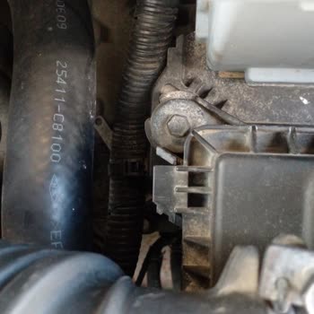 Kamer Oto Hyundai'de Yıllık Bakım Sonrası Hava Filtresi Kapağı Kırılması Ve Sorumluluk Reddi