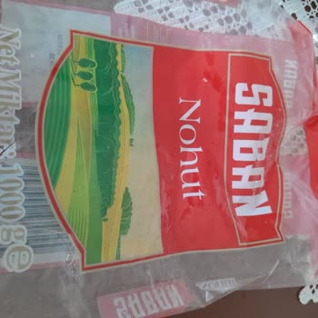 İzmir Işıkkent Şubesinde Süresi Geçmiş Ve Böceklenmiş Nohut