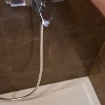 Su Akmayan Suite Odada Yarı Gecede Tek Çözüm Tuvalet Oda Kartı