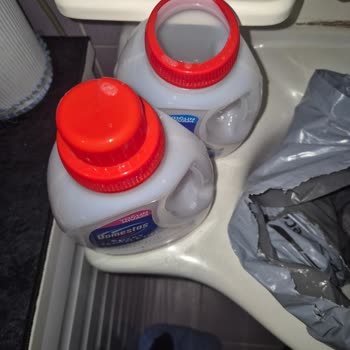 Domestos Limpiador de Superficies, Exijo Reembolso por Producto Dañado