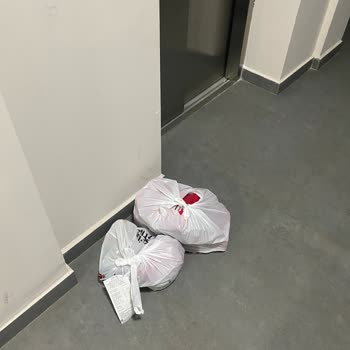 Teslimat Ücreti Alınırken Asansör Sorunu Nedeniyle Kapıya Getirilmeyen Sipariş
