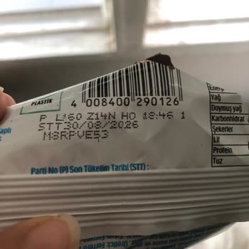Küflü Kinder Pingui Ürünü, Son Tüketim Tarihi Geçmemiş Olmasına Rağmen