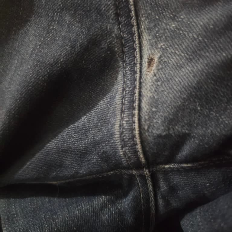 Kısa Sürede Deforme Olan Hunter Jean Pantolonunun Değişim Talebi
