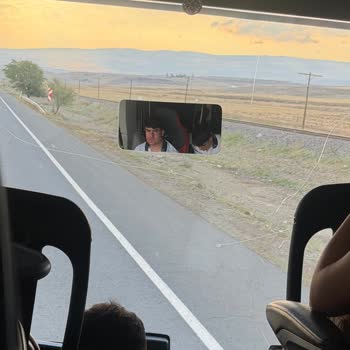 Şoförlerin Yorgun Ve Dikkatsiz Sürüşü Uzun Yolculukta Can Güvenliğimizi Tehlikeye Attı