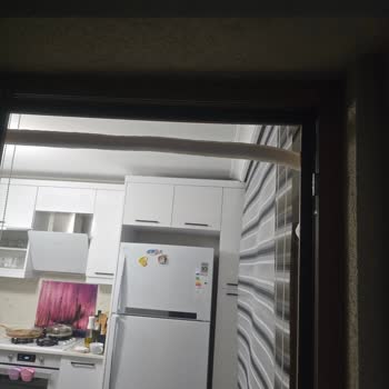 Midea Klima Montajı Sonrası Dış Cephede Sarkık Borular Ve Servis Cevapsızlığı