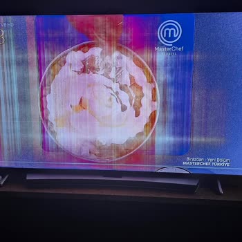 Üç Yıl Sonra Philips Televizyonumda Ekran Çizgileri Ve Bozulma Ücretsiz Değişim Talebi