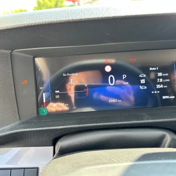 Opel Vivaro’da Tekrarlayan Motor Yağ İkazı Ve Yetersiz Servis Desteği