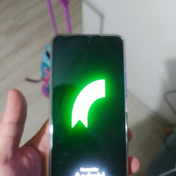 İki Telefon İçin Arızalı Ve Teslim Edilmeyen Ürünlerde İade Ve Değişim Talebi