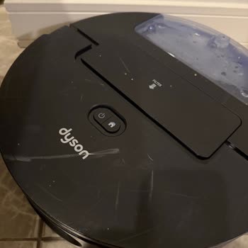 Tekrarlayan Arıza Ve Servis Sırasında Oluşan Su Hasarıyla Dyson Robotunun Değişim Talebi