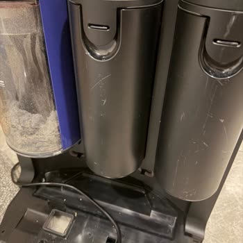 Tekrarlayan Arıza Ve Servis Sırasında Oluşan Su Hasarıyla Dyson Robotunun Değişim Talebi