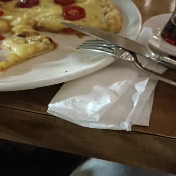 Mado’da Margherita Pizza Yanıltıcı Ve Kalitesiz, Ücret İadesi Talebi