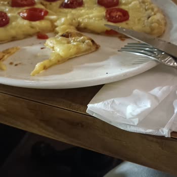 Mado’da Margherita Pizza Yanıltıcı Ve Kalitesiz, Ücret İadesi Talebi