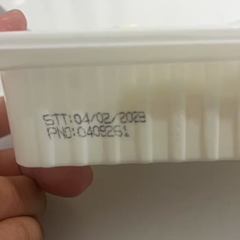 BİM'de Bozulmuş Dondurma İçinde Buz Kristalleri Ve Son Tüketim Tarihi Sorunu