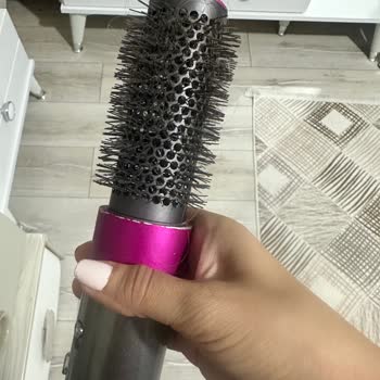 Dyson Airwrap’te Boya Atması Ve Fırça Aparatı Yuvasından Çıkması