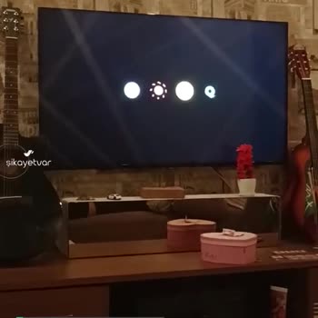 Sunny Televizyon Ekranı Takılı Kaldı!