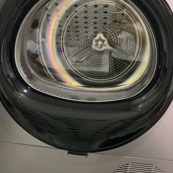 Yeni Beko Kurutma Makinesinde Çizik Ve Yanlış Kapak Şikayeti