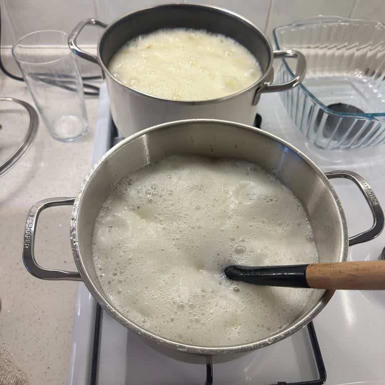 Aşırı Köpüren Ayçiçek Yağı Sağlık Endişesi Yaratıyor