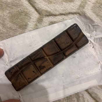 Ülker %60 Kakao Bitter Çikolatası Tarihi Geçmiş Ve Bozulmuş
