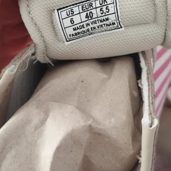 Sneaksnet'ten Eksik Ayakkabı Ve Yanlış Numara İçin 999 TL İadesi Talebi