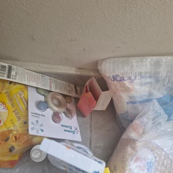 Patlamış Deterjan Kargo, Ürün Ve Zemin Hasarı, Şirketin İlgisizliği