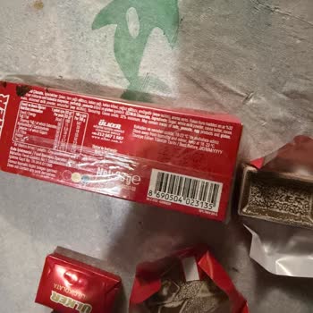 Ülker Sütlü Çikolata Bozulmuş Renk Ve Tat Sorunu