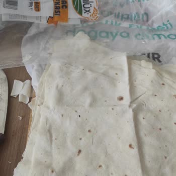 Sağlığı Tehlikeye Atan Böcekli Saç Yufkası Şikayeti