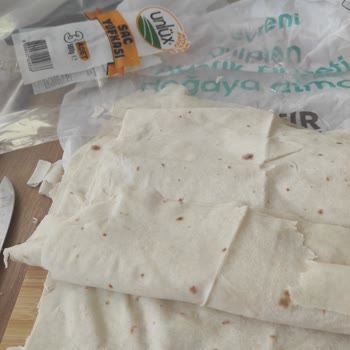 Sağlığı Tehlikeye Atan Böcekli Saç Yufkası Şikayeti