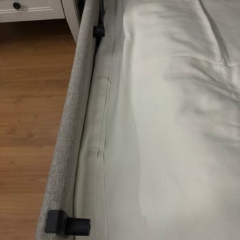 Desna Baza Ses Problemi Ve Eksik Kapaklar İçin Müşteri Hizmetlerinden Cevap Bekleniyor