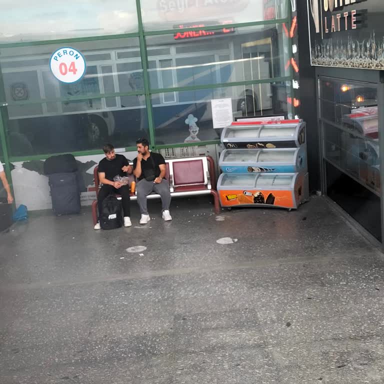 Kamil Koç Otobüsünün 36 Dakika Gecikmesi Ve Açıklama Yapmaması