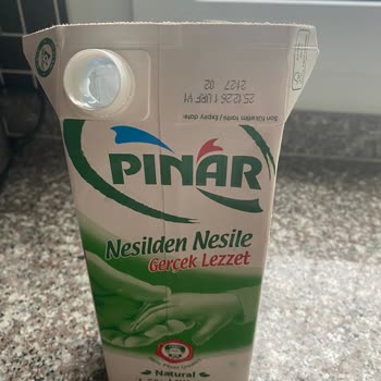Bozulmuş Süt, Çocuk Sağlığını Tehdit Ediyor Ve Müşteri Hizmetine Ulaşılamıyor