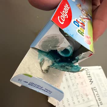 Colgate Dr. Rabbit Kids Toothpaste Was Missing Its Cap and Leaked
