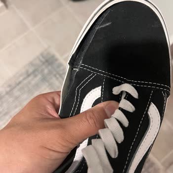 Vans Ayakkabı 3 Gün İçinde Dağıldı, Ayıplı Ürün Şikayeti