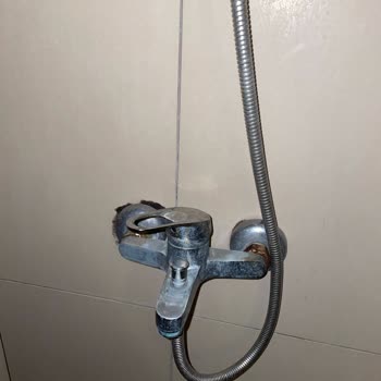Ağır Koku Ve Yanıltıcı Oda Reklamı, Otel Yönetiminin İlgisizliği