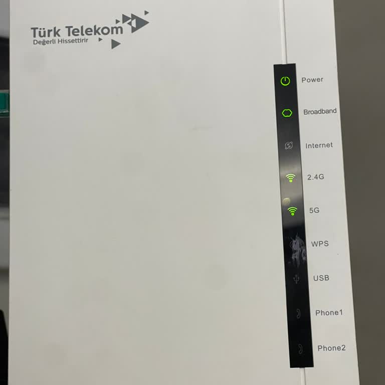İnternet Hizmeti Gelmemesi Ve Müşteri Temsilcilerinin Saygısız Tutumu