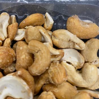 Carrefour Şubesinde Kaju Ürünün İçinde Kurt Ve Gıda Güvenliği İhlali